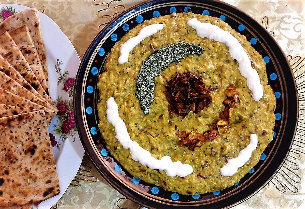 طرز تهیه آش بادمجان ملایر: طعمی اصیل از دل همدان