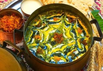 طرز تهیه آش بی بی سه شنبه: سنتی خوشمزه و مقوی