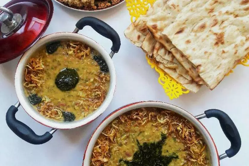 طرز تهیه آش ترخینه دوغ (اراک) - طعمی دلنشین از سرزمین مادری