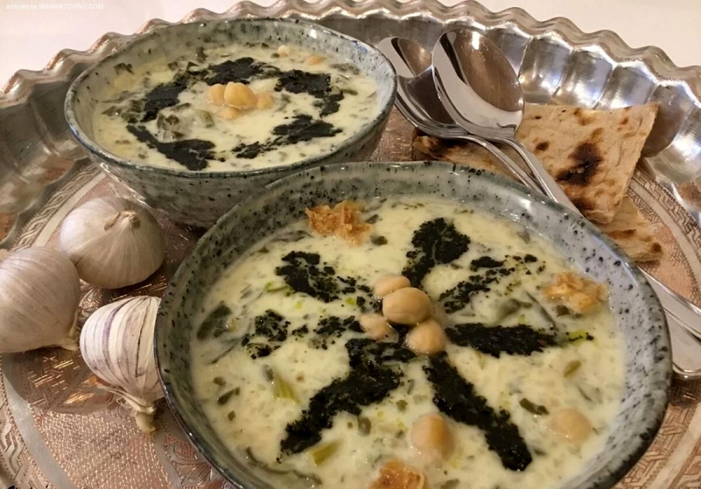 طرز تهیه آش دوغ: طعمی دلچسب و مقوی