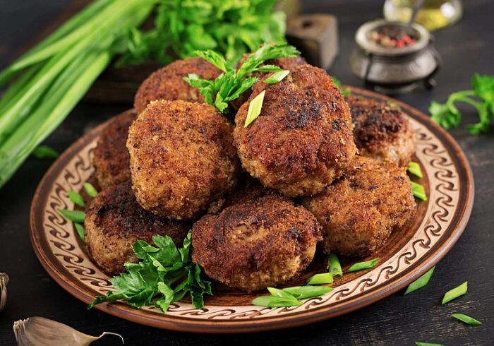 طرز تهیه کتلت گردو: طعمی لذیذ و مقوی