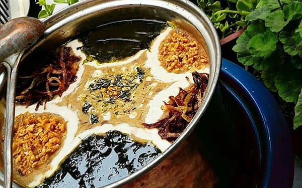 طرز تهیه آش بادمجان ملایر: طعمی اصیل از دل همدان