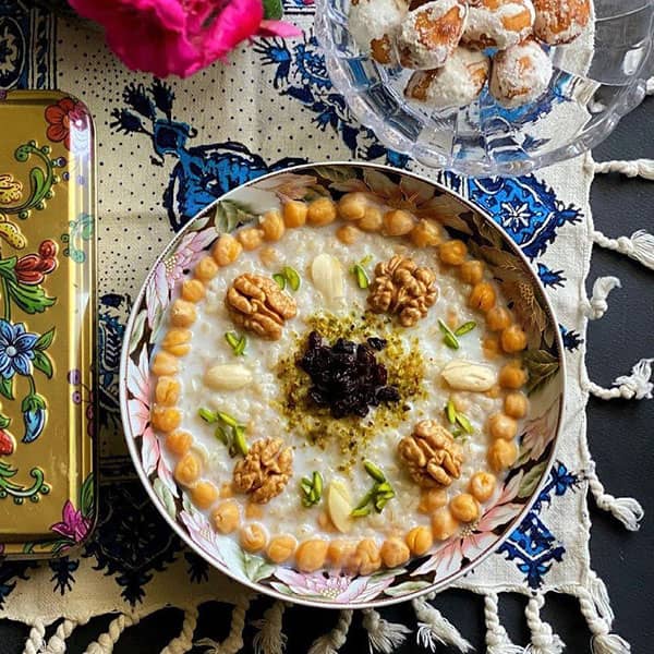 طرز تهیه دو نوع آش شیر و بررسی خواص این غذای خوشمزه