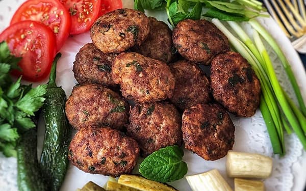 طرز تهیه کتلت بیجاری: یک طرز تهیه محبوب و خوشمزه