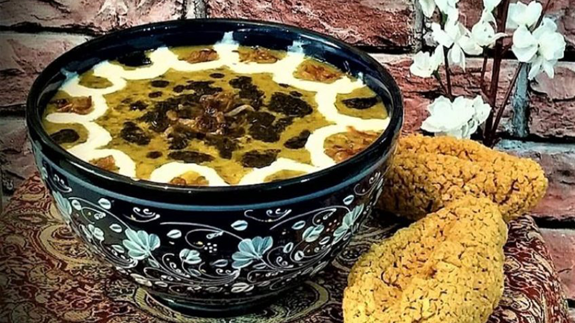 طرز تهیه آش ترخینه دوغ با بهترین روش بسیار مقوی