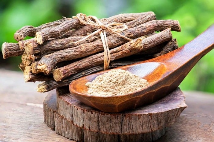 خواص داروئی بی نظیر شيرين بيان