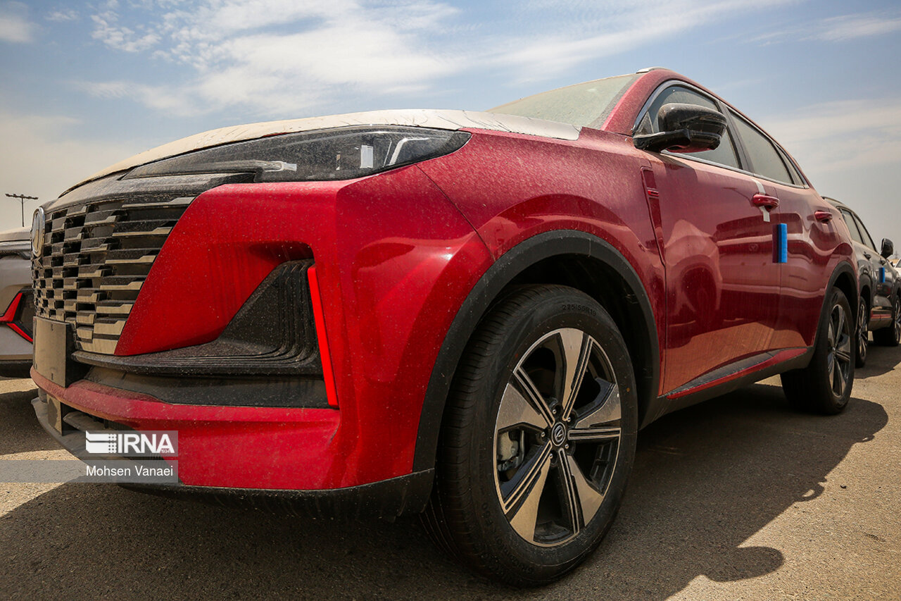 🚗 افزایش چراغ‌خاموش قیمت خودروهای مونتاژی و وارداتی در بازار