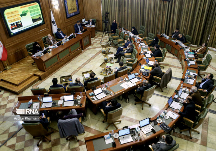 انتقاد شدید از عملکرد زاکانی در شورای شهر تهران