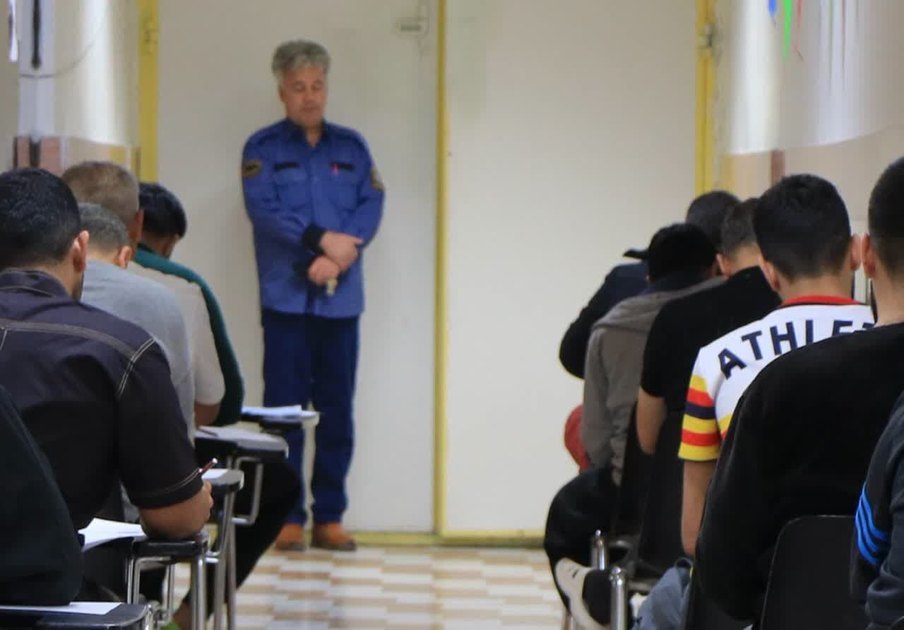 صدور ۱۸۰ گواهینامه تحصیلی برای زندانیان قزوین؛ ارتقای آموزش در زندان‌ها