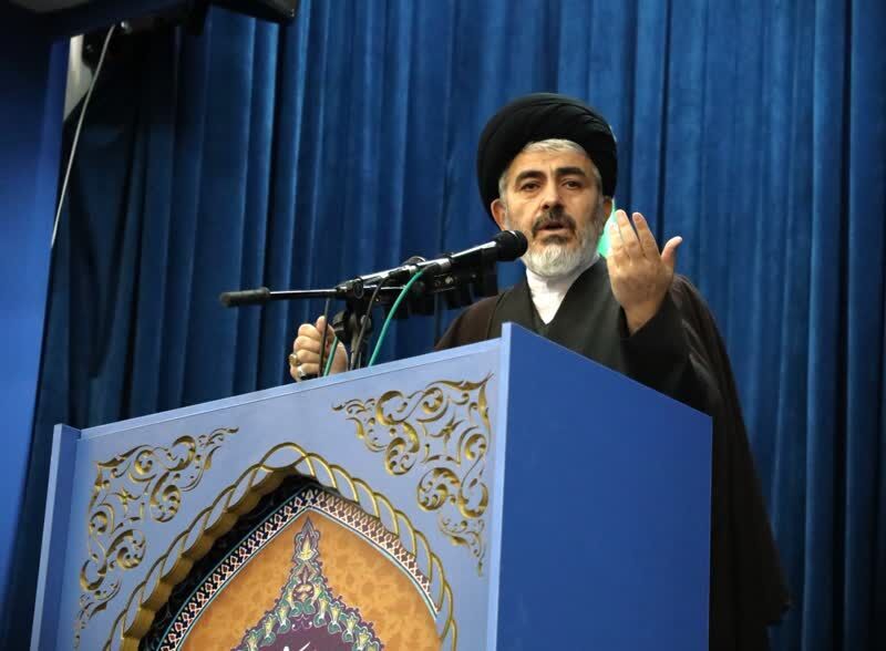 تبیین شخصیت امام خمینی(ره) برای نسل جوان، ضرورتی برای حفظ انقلاب