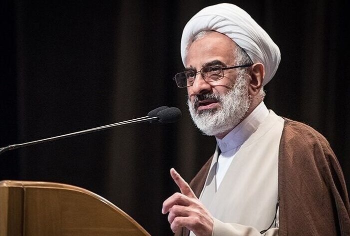 دشمن به‌دنبال نابودی مقاومت از راه ذهن‌ها و دل‌هاست