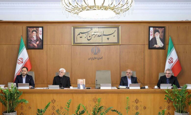 واکنش عارف به فعال شدن مکانیسم ماشه و التهابات بازار ارز