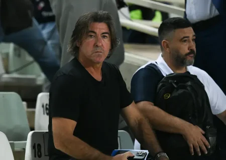 استقلال در فیفادی؛ «سا پینتو» نگران غیبت ۱۳ بازیکن کلیدی تیمش