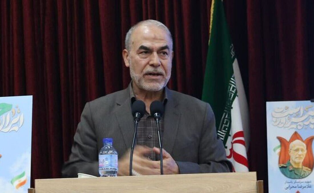 معاون سیاسی سپاه: جریانی خواستار مذاکره جامع با آمریکا و بازگشت به توافقاتی شده؛ عملاً استقلال و توانمندی ایران را زیر سؤال میبرد