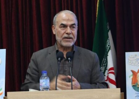 معاون سیاسی سپاه: جریانی خواستار مذاکره جامع با آمریکا و بازگشت به توافقاتی شده؛ عملاً استقلال و توانمندی ایران را زیر سؤال می‌برد