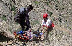 نجات جان ده‌ها کوهنورد در حوادث کوهستانی مردادماه