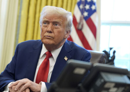 ترامپ ارائه کارت شناسایی را برای شرکت در انتخابات الزامی می‌کند