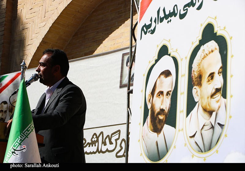 فرشتگان کرمان: یادبود قهرمانان آسمانی شهر