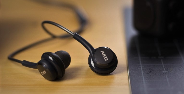 🎧 معرفی کامل انواع هندزفری ارزان در بازار؛ راهنمای خرید تخصصی