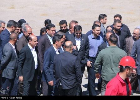 زنجان ۲۰ ساله در سکوت؛ وزیر ورزش در میان ویرانه‌های امید!