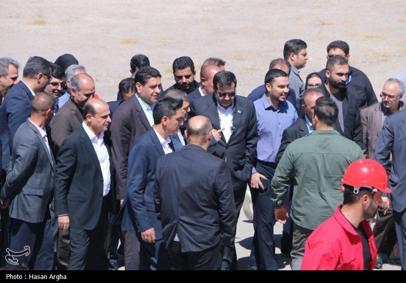 زنجان ۲۰ ساله در سکوت؛ وزیر ورزش در میان ویرانههای امید!