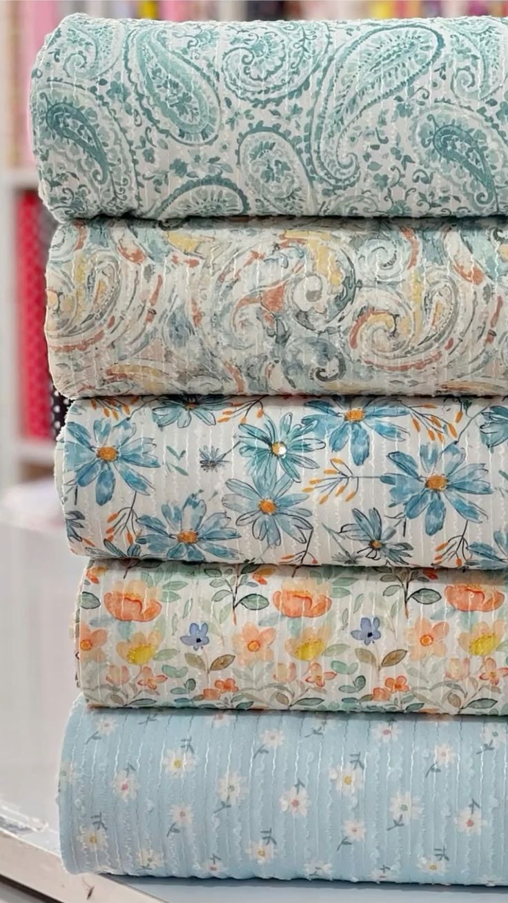 🧵 انواع پارچه ارزان؛ راهنمای کامل خرید و شناخت پارچههای اقتصادی