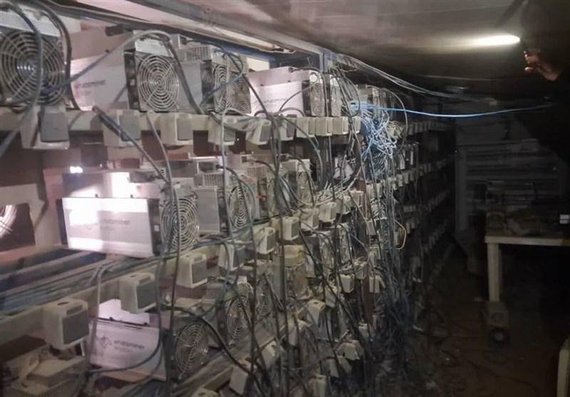 علیزاده: برخورد جدی با فعالیت یک میلیون ماینر غیرمجاز در ایران