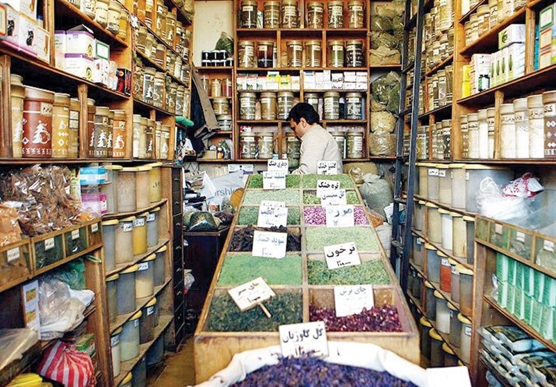 اراک: برخورد قاطع معاونت غذا و دارو با توزیعکنندگان اقلام سلامتمحور قاچاق