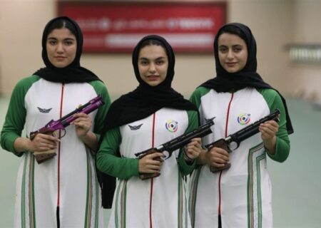 تیراندازی قهرمانی آسیا: تیم تپانچه 10 متر دختران نوجوان به مدال نقره رسید؛ امیری و ارشدنیا فینالیست شدند