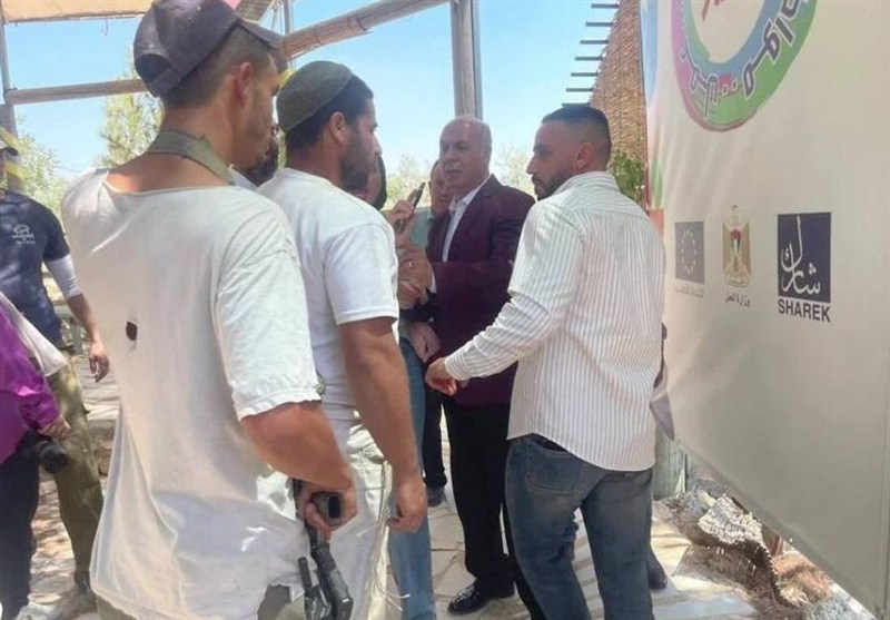 فرجام تلخ سازش با اشغالگران: بازداشت وزیر ابومازن و ضرب و شتم اطرافیانش