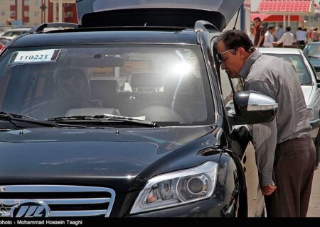 راز سکوت بازار خودرو: خریداران چرا صبر کردند؟چرا خودروهای صفر کیلومتر خریداری ندارند؟