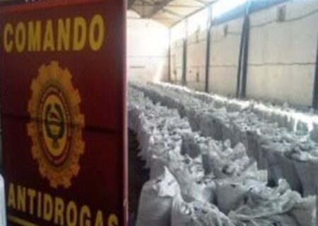 تنش در کارائیب: استقرار کشتی‌های جنگی آمریکا در نزدیکی ونزوئلا و پیامدهای امنیتی برای منطقه