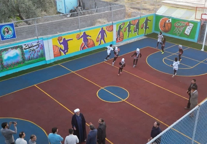 دلبران قروه غرق شادی: افتتاح زمین چمن مصنوعی شهید شهریار منتشلو، نگین سبز ورزش منطقه!