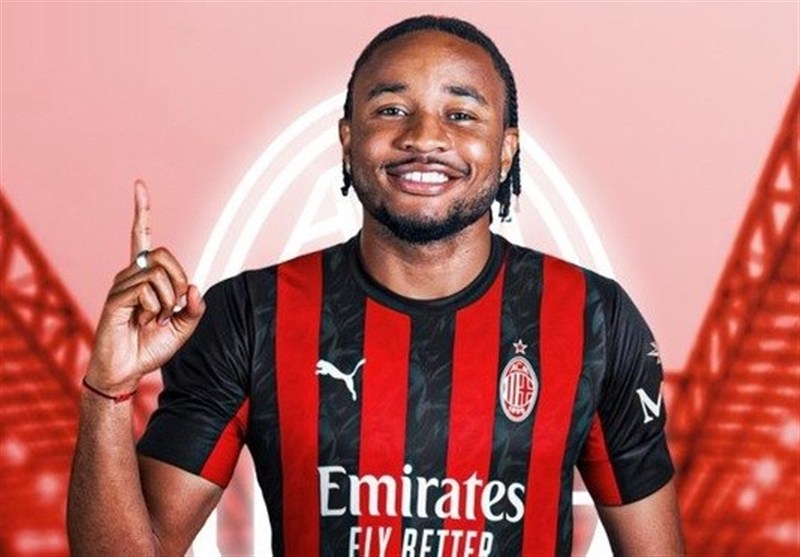 بمب نقل و انتقالات: انکونکو رسماً پیراهن میلان را بر تن کرد!