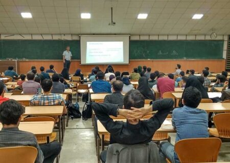 علوم آینده در یزد: دانشگاه علم و هنر، پیشرو در رشته‌های نوین و تحول زیرساخت‌ها