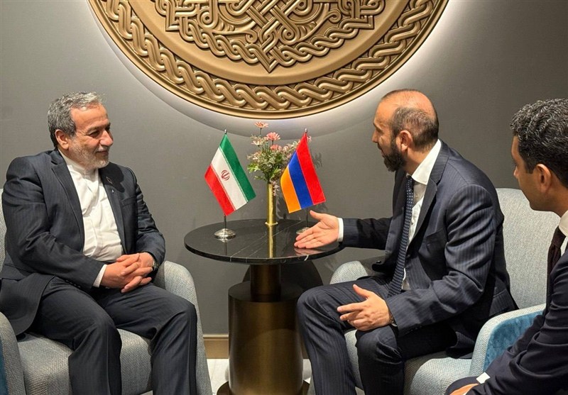 دیدار عراقچی با وزیر خارجه ارمنستان؛ گامهای تازه در تقویت روابط ایران-ارمنستان