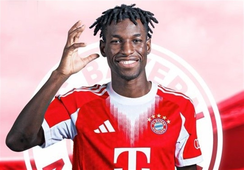 جکسون رسماً پیراهن بایرن مونیخ را بر تن کرد: غول باواریا قدرت خود را افزایش داد!