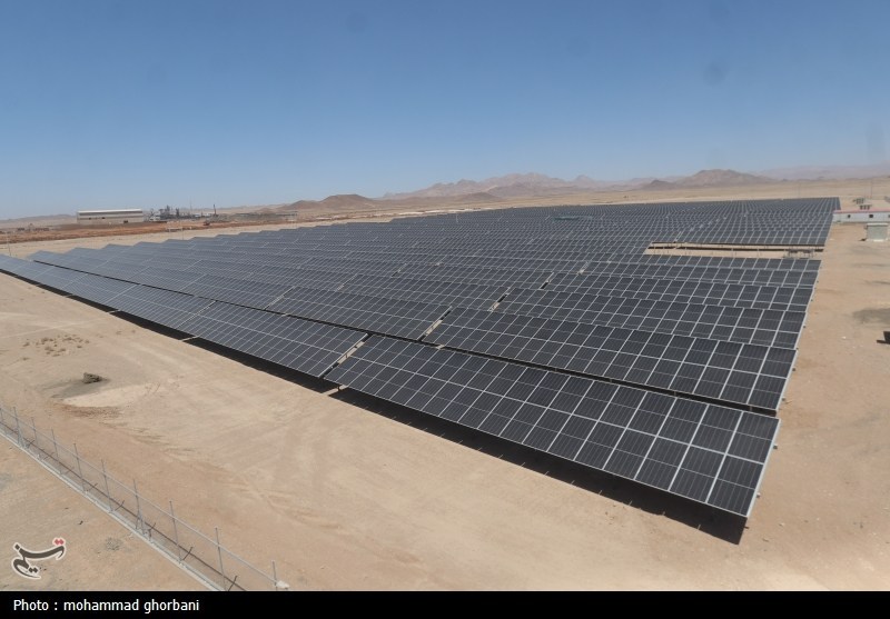 ۵۰۰ نیروگاه خورشیدی در کاشان: انقلاب انرژی پاک در قلب کویر