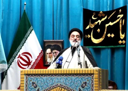 **پاسخ کوبنده امام جمعه کرمانشاه به نتانیاهو: فریب بازی جدیدتان را نمی‌خوریم!**