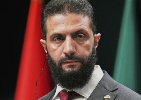 رسانه‌های لندن: سوریه در آستانهٔ فروپاشی زیر سایهٔ جولانی