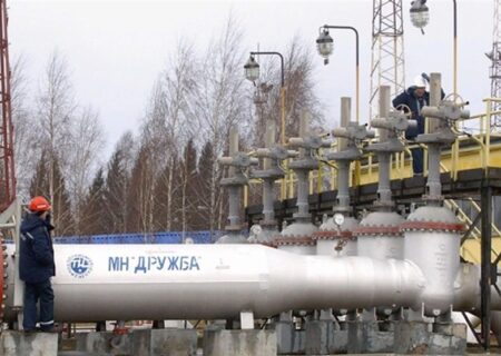 اعلام توقف صادرات نفت به مجارستان پس از حمله اوکراین به خط لوله دروژبا