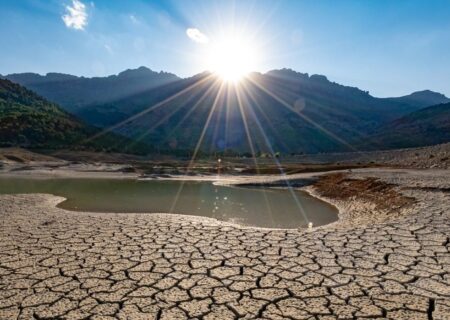 مردم و بهره‌برداران: کلید حل بحران‌های آب و محیط زیست و گامی به سوی آینده پایدار