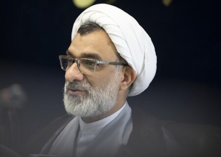 خسروپناه: رسانه‌ها باید خدمات و اقدامات مثبت را به جامعه منتقل کنند