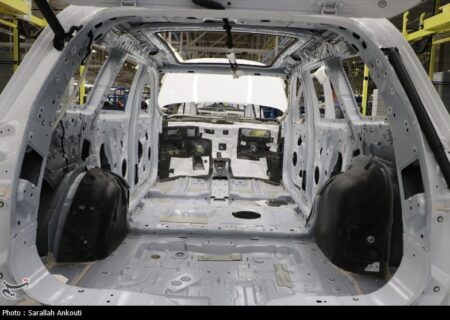 سلفچگان: غول خودروسازی و زیبایی؛ از موتور تا بالم لب!