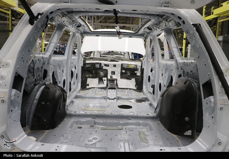 سلفچگان: غول خودروسازی و زیبایی؛ از موتور تا بالم لب!