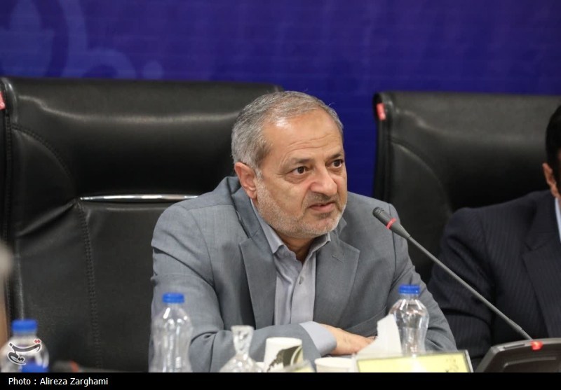 حقوق معلمان در سال ۱۴۰۳: فوقالعاده ویژه و خاص در هالهای از ابهام؛ وزیر آموزش و پرورش تکلیف را روشن کرد!