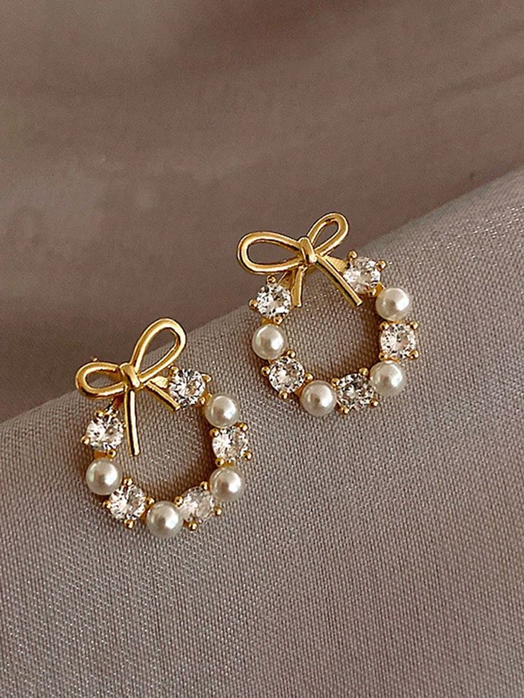 ✨ راهنمای جامع انتخاب و خرید گوشواره: از تاریخچه تا استایل امروز ✨