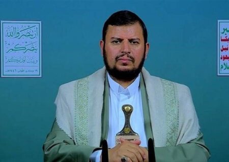 رهبر انصارالله یمن: دشمن صهیونیستی با همکاری آمریکا مرتکب جنایت قرن شد