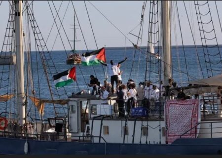 امیدها برای نجات در سواحل فلسطین زنده شد؛ ناوگان صمود در 200 مایلی غزه