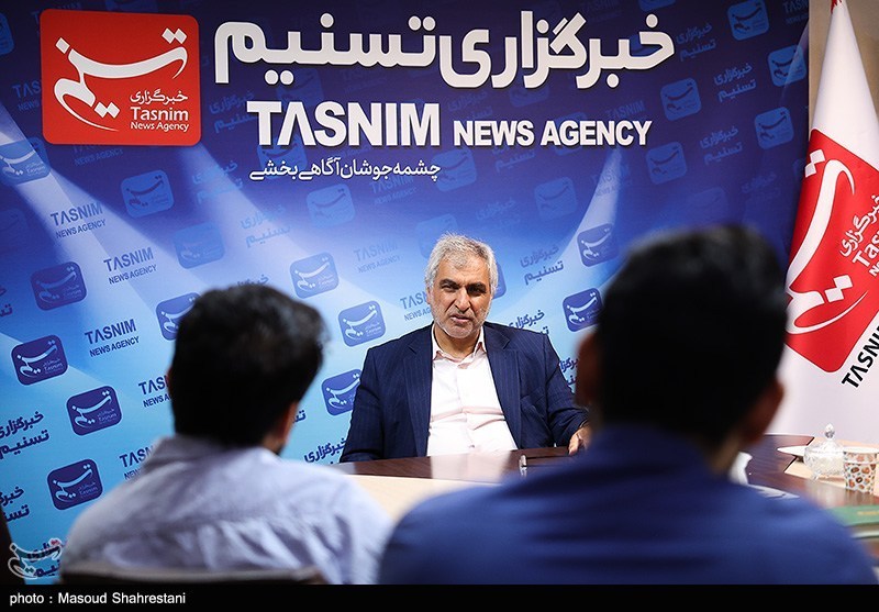 فرصتسوزی 800 میلیارد دلاری نفت؛ از گلابی چینی تا بنزین/ قوامی: ارز تک نرخی بدون مدیریت محکوم به شکست است